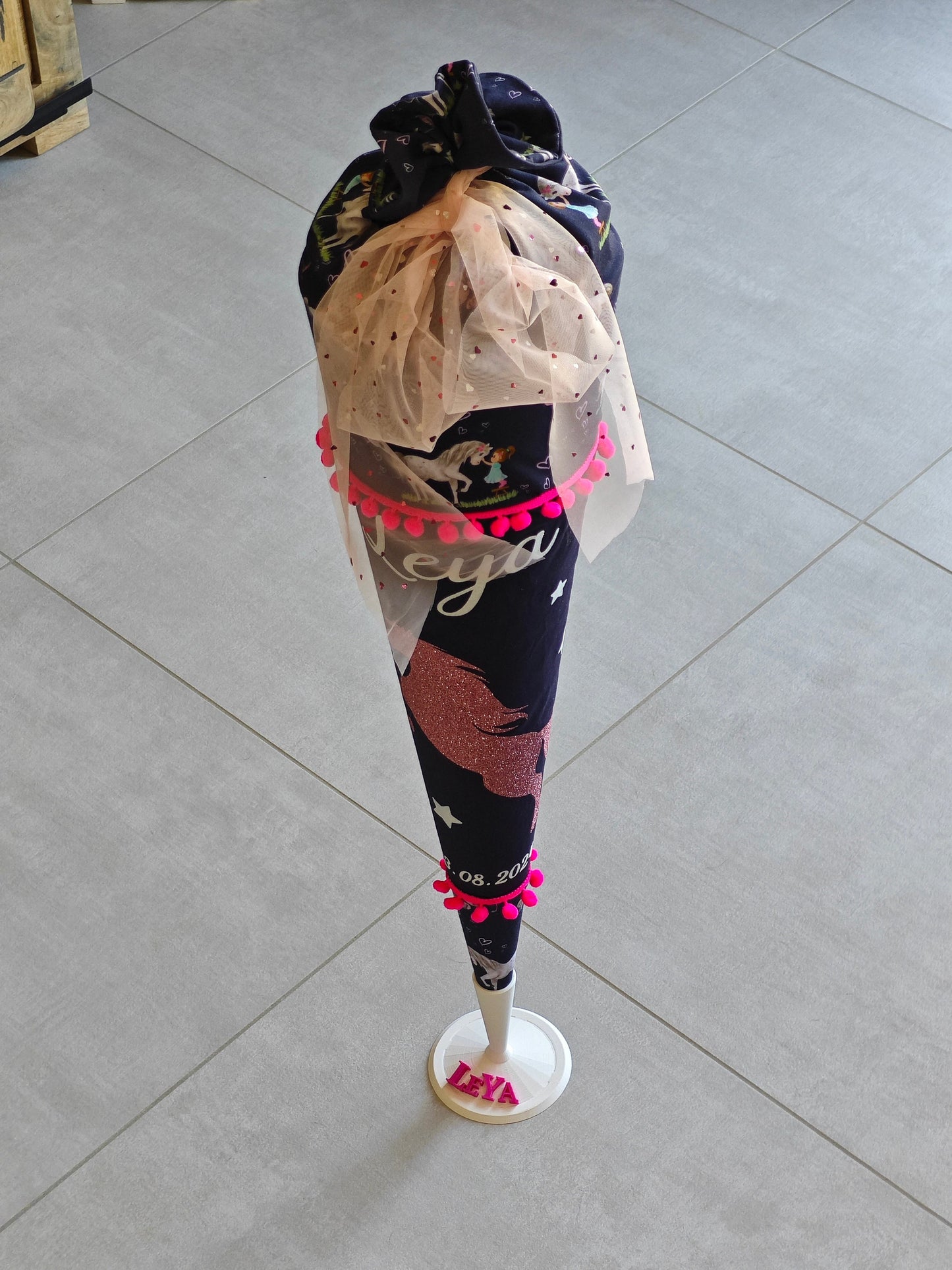 Schultütenständer, Ständer für Schultüte, Einschulung, Zuckertüte, Namen, Individuell, Einschulung