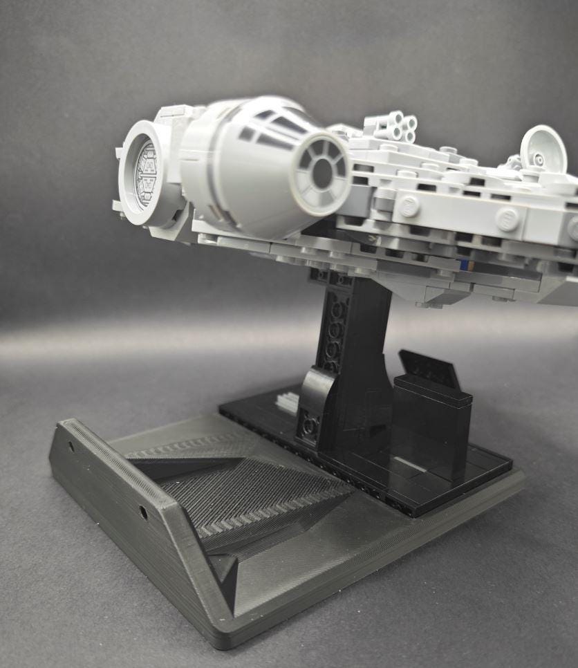 Wandhalterung für Lego Star Wars Raumschiffe Millenium Falcon 75375, Tantive IV 75376, The Executor 75356, Invisible Hand 75377 -- Display